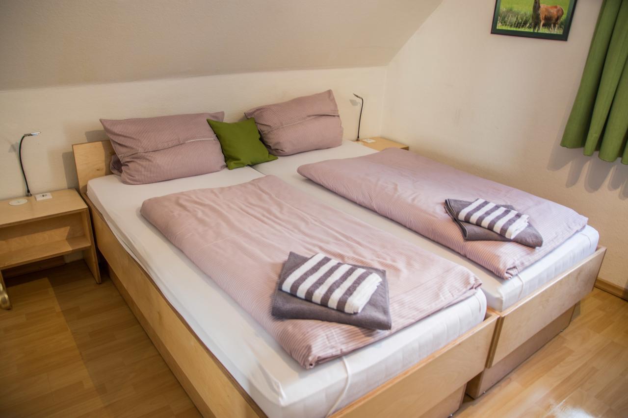 Hotel Gasthof Zur Post Зенденхорст Екстериор снимка