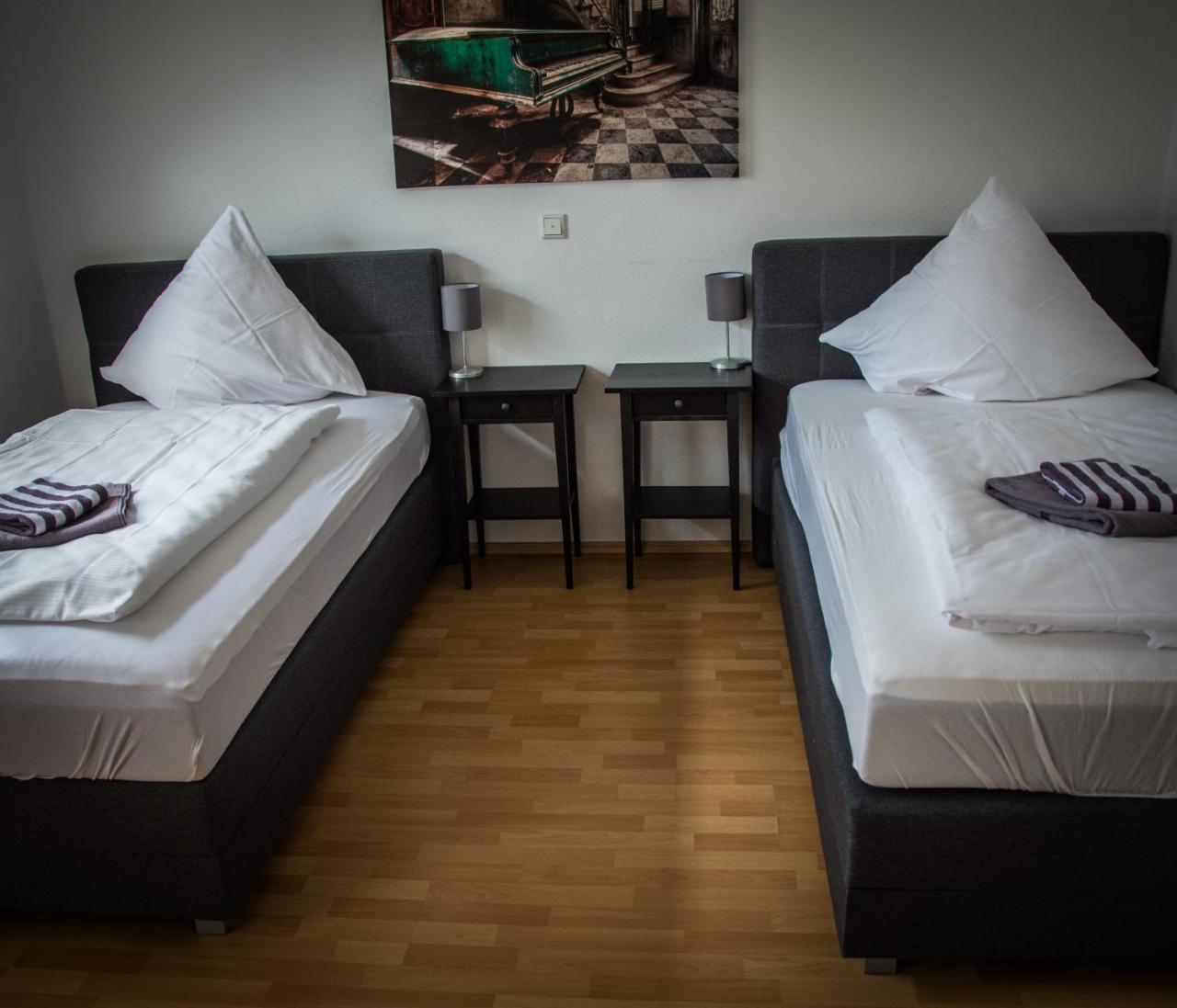 Hotel Gasthof Zur Post Зенденхорст Екстериор снимка