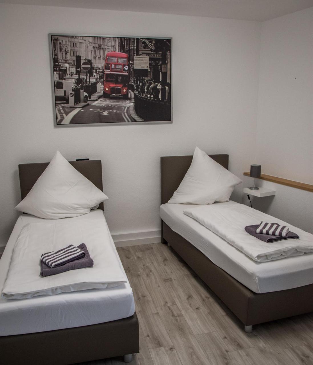 Hotel Gasthof Zur Post Зенденхорст Екстериор снимка