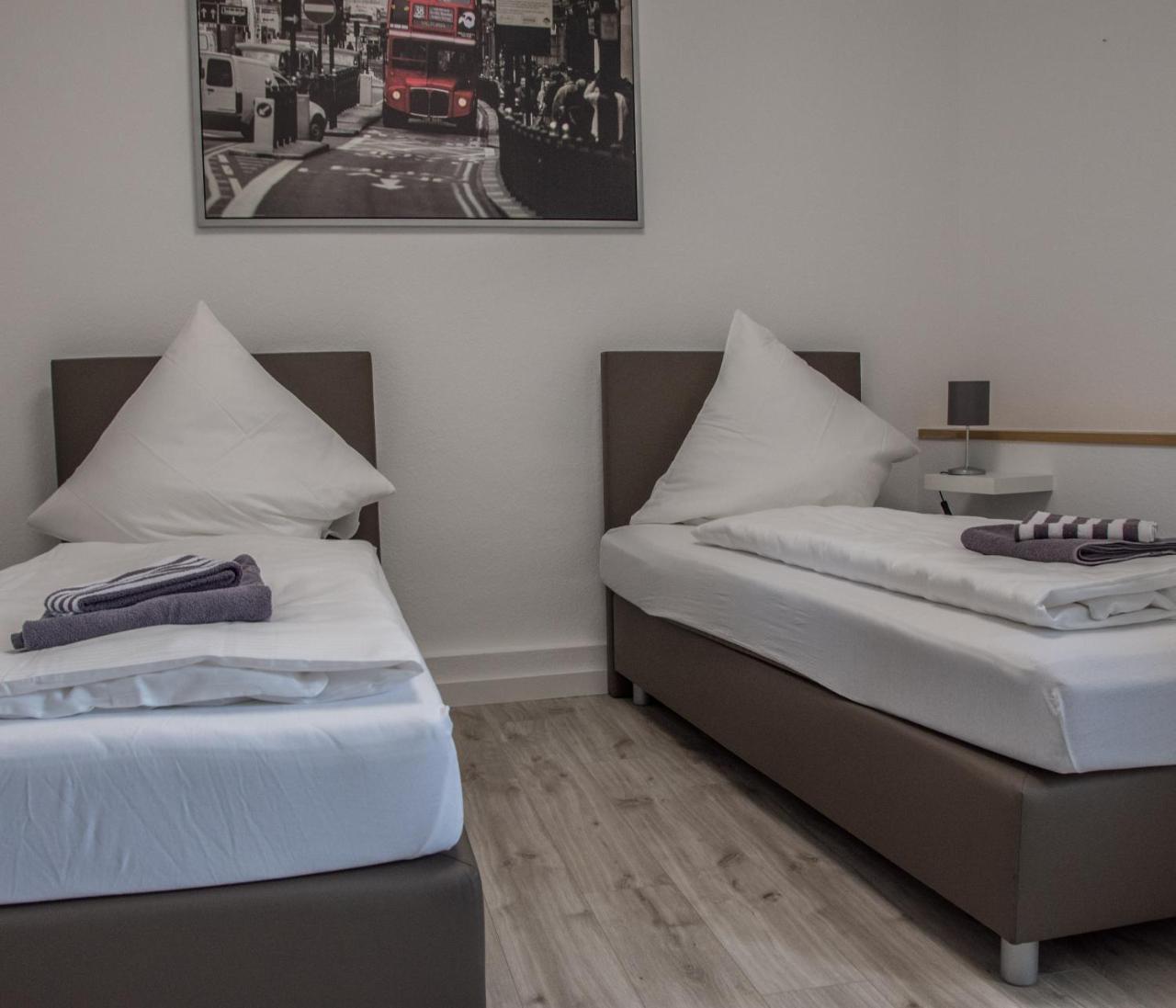 Hotel Gasthof Zur Post Зенденхорст Екстериор снимка